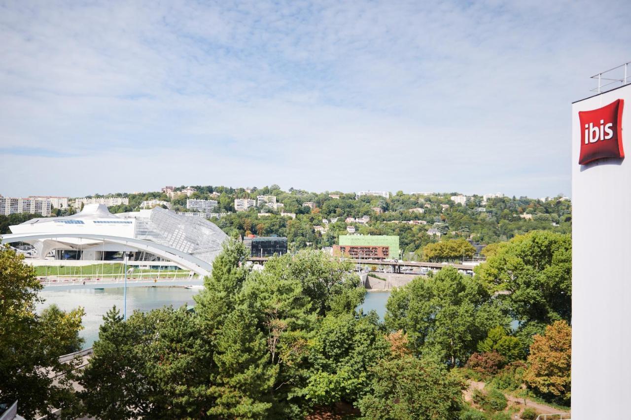 Ibis Lyon Gerland Musee Des Confluences Bagian luar foto